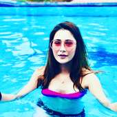 Sara Khan  Hot Wallpapers