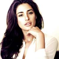 Nargis Fakhri Official App on 9Apps