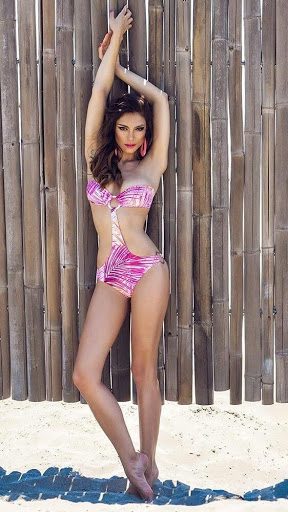 Sexy Hot Bikini Girls Wallpapers HD 5 screenshot 4