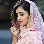 Rashami Desai Wallpapers on 9Apps