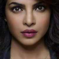 Priyanka Chopra New HD Wallpapers