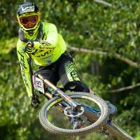 Downhill Mountain Bike Wallpaper on 9Apps