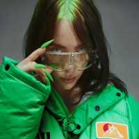 Billie Eilish Wallpaper HD on 9Apps