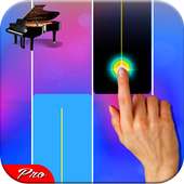 Playing Piano with Donald Trum