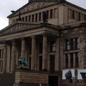 ikon Opera Wallpapers (Free)