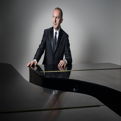 Pedja Muzijevic, piano icon