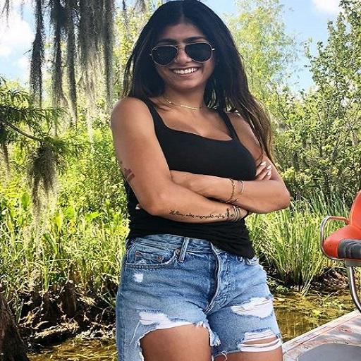 Mia Khalifa Wallpapers icon