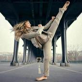 Karate Girls Splits Fitness  Wallpapers icon