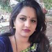 Indian Aunty Desi Chat on 9Apps