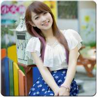 Hot Turkish Girl Wallpaper