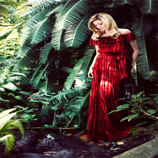 Lady In Rain LWP icon