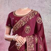 Women Saree Photo on 9Apps