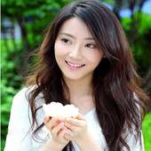 school beauty girl on 9Apps