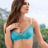 Sexy Hot Bikini Girl Wallpapers 2