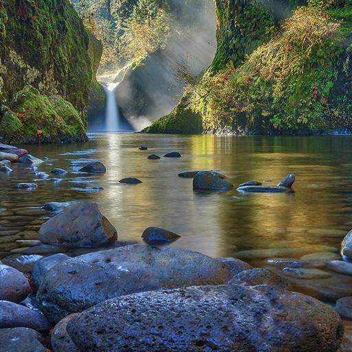 Magic waterfall in the distanc icon