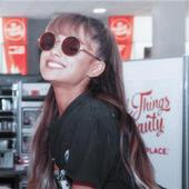 Ariana Grande Wallpapers icon