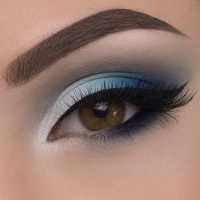 Eye makeup tutorial : Step by step with videos