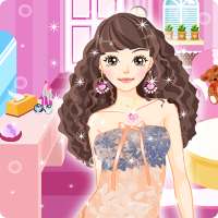 Stylist Girl - Street Fashion