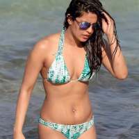Priyanka Chopra Hot Bikini Wallpapers