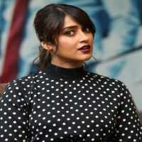 Ileana D'Cruz Wallpapers on 9Apps