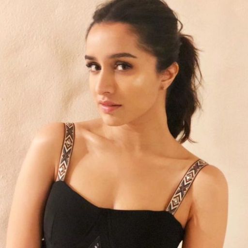 Shraddha Kapoor Photos [HD] أيقونة