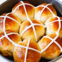 Hot cross bun recipe