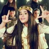 كليب ميلاد سعيد - خمسة أضواء on 9Apps